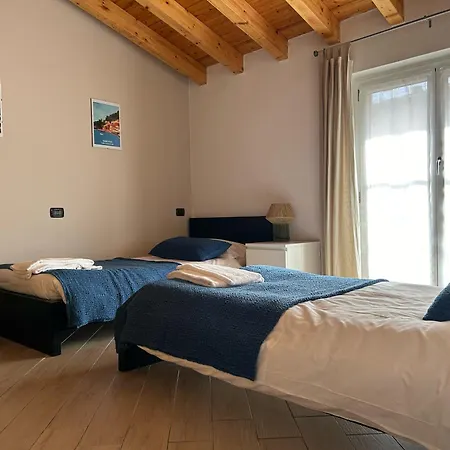 Down Town * Менаджо