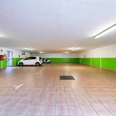 Down Town Апартаменты *